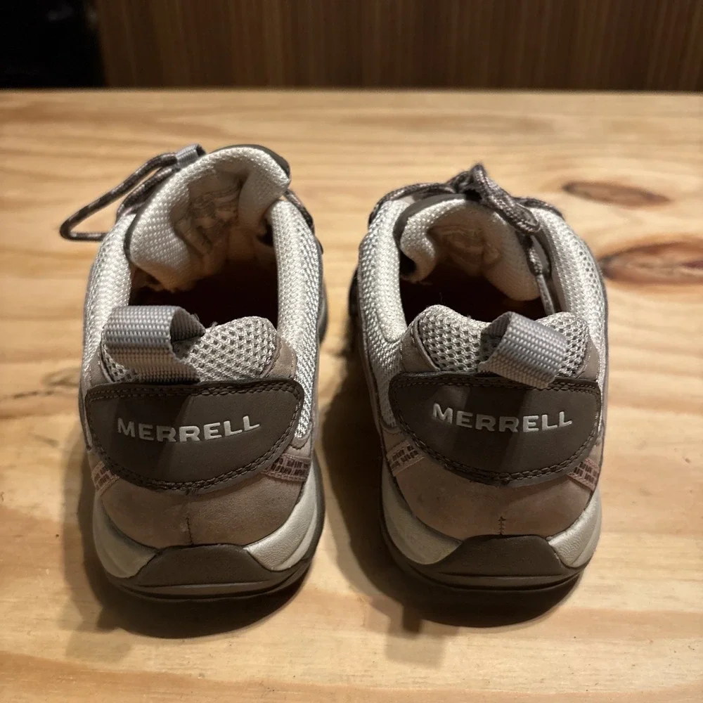 Merrell Women's Hiking Shoes Sz 7.5 Siren Sport Elephant Pink Vibram J13888